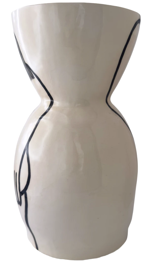 Vase R, view 12