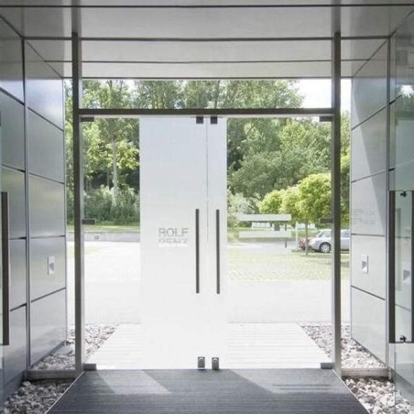 Glass Doors for Entrances and Exits