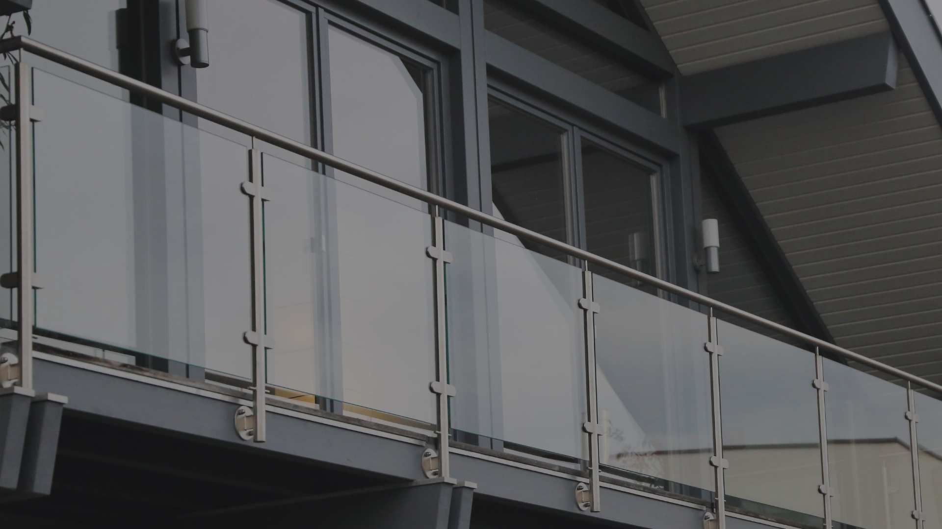 Aluminum vs. uPVC Windows: Which is Better for Dubai Homes?