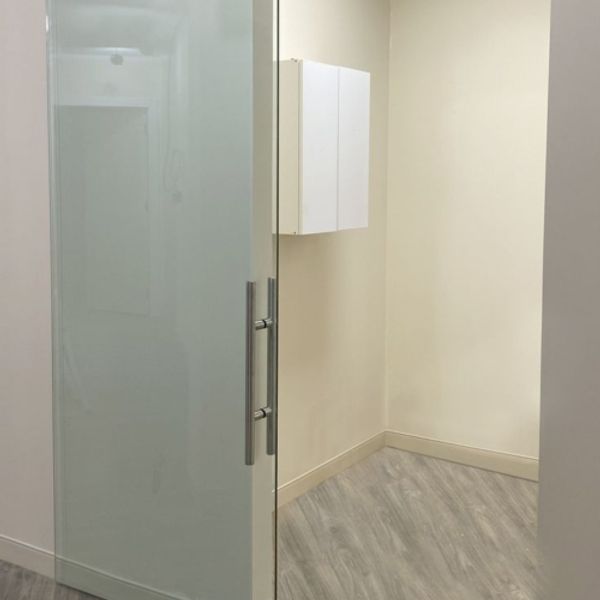 Frameless Sliding Doors