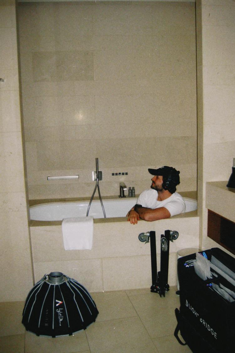 Missing alternative text