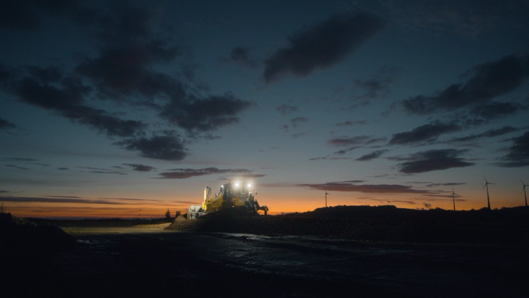 Missing alternative text