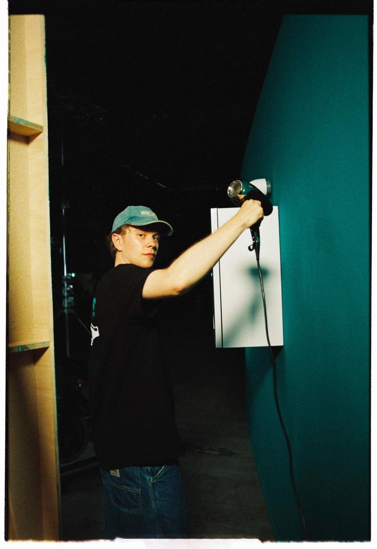 Missing alternative text