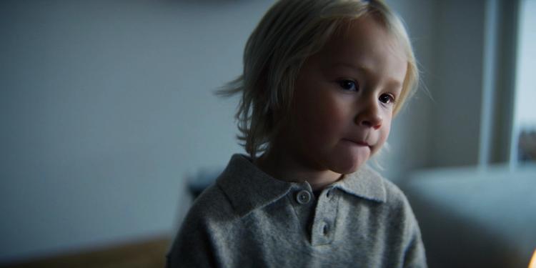 Missing alternative text