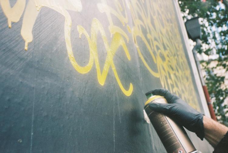 Missing alternative text