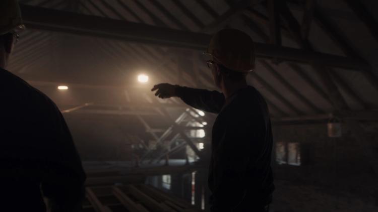 Missing alternative text