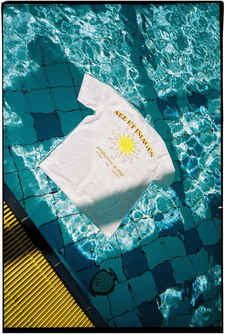 Missing alternative text