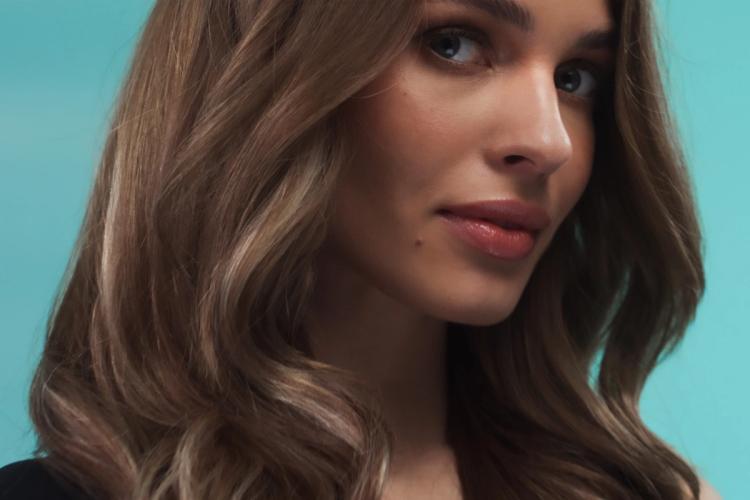 Missing alternative text