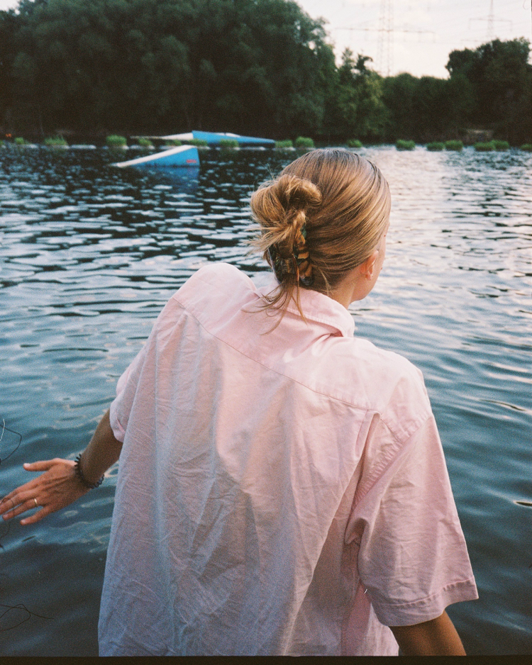 Missing alternative text