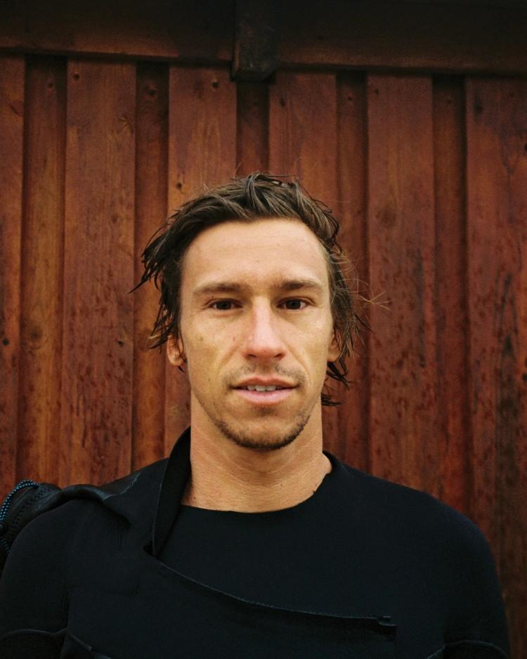 Missing alternative text