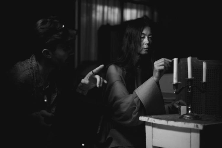 Missing alternative text