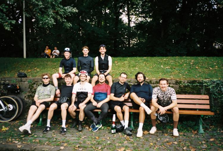 Missing alternative text