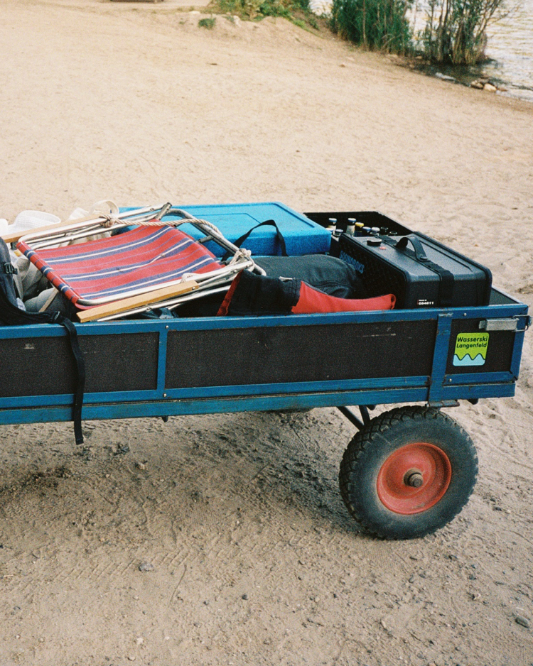 Missing alternative text