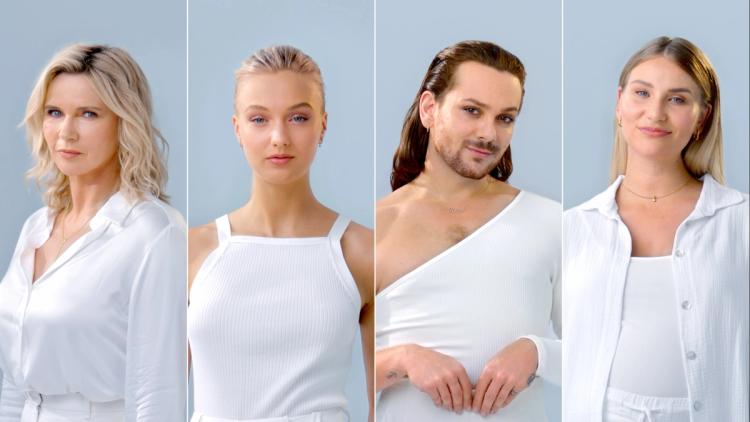 Missing alternative text