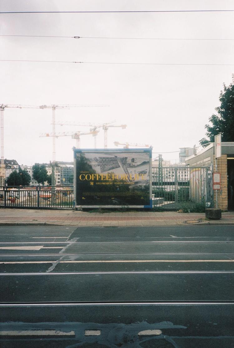 Missing alternative text