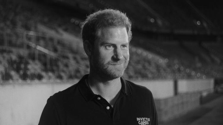 Missing alternative text