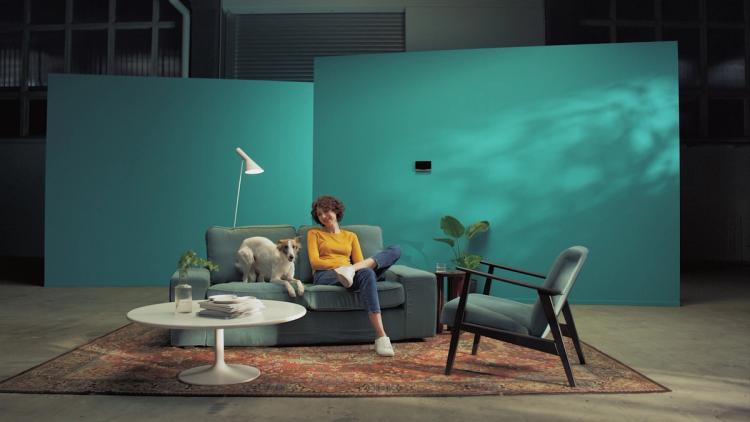 Missing alternative text