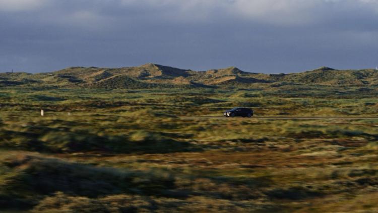 Missing alternative text