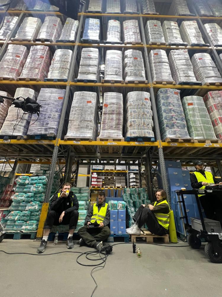 Missing alternative text