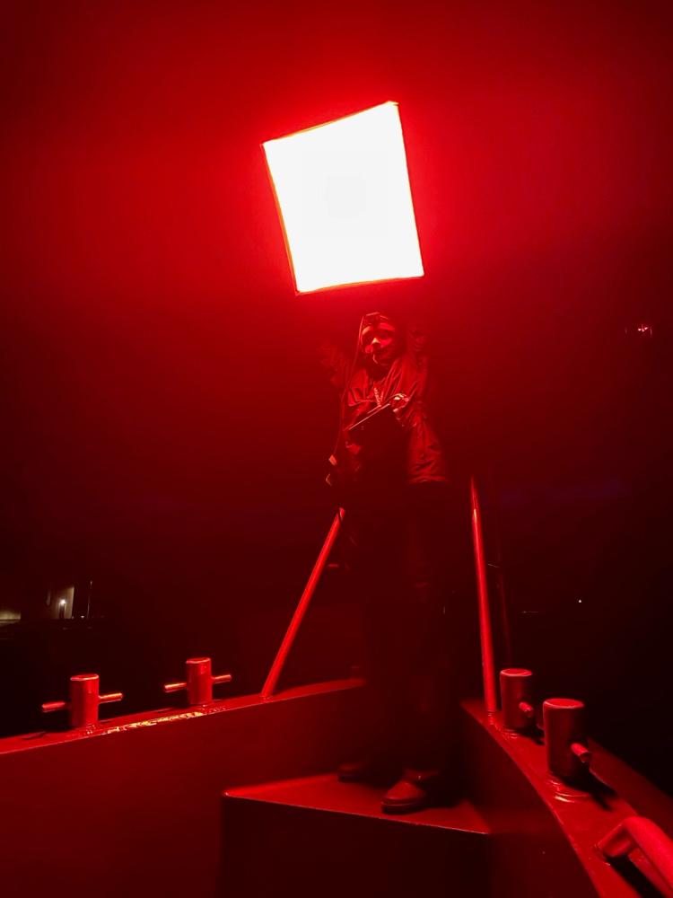 Missing alternative text