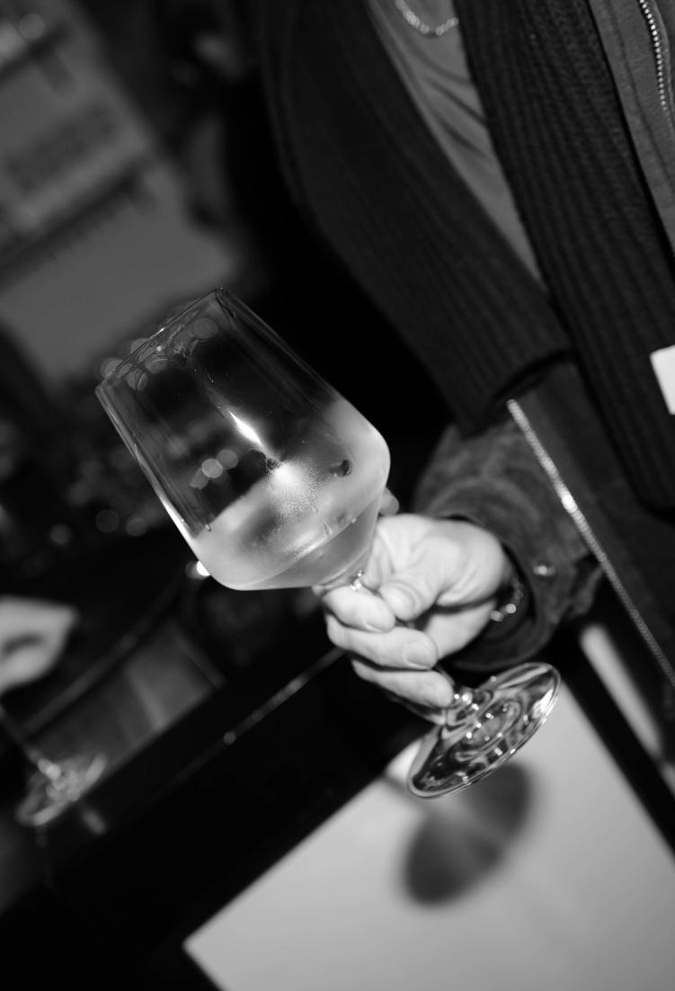 Missing alternative text