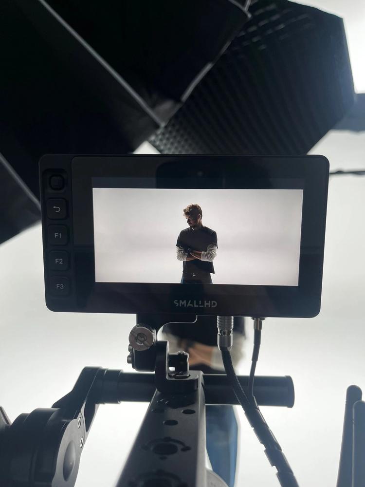 Missing alternative text