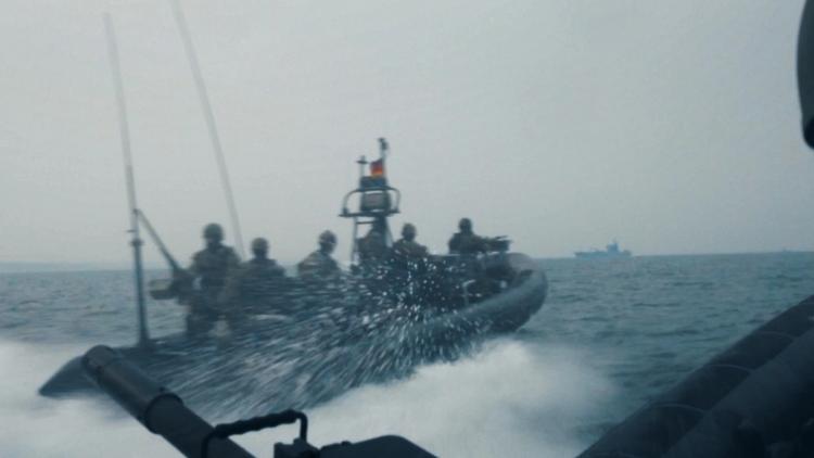 Missing alternative text