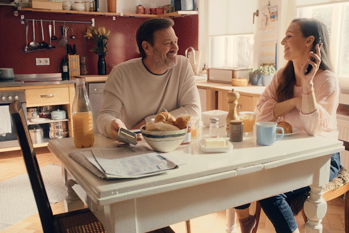 Missing alternative text