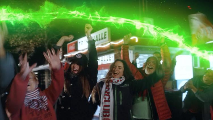 Missing alternative text