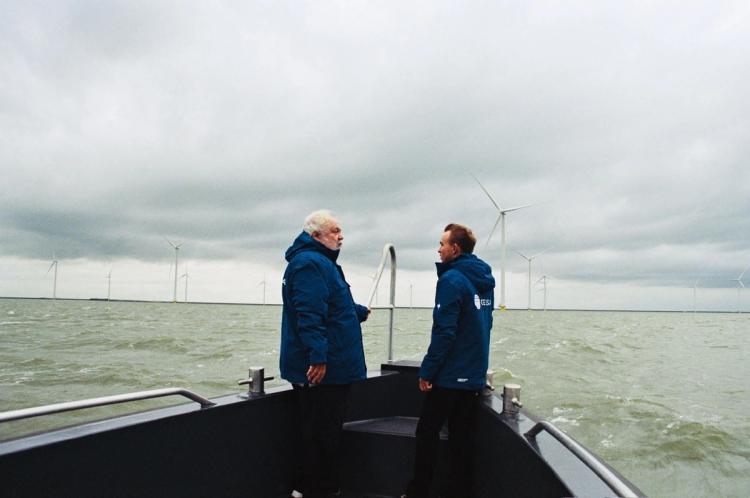 Missing alternative text