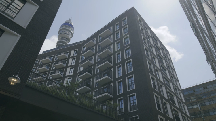 Missing alternative text