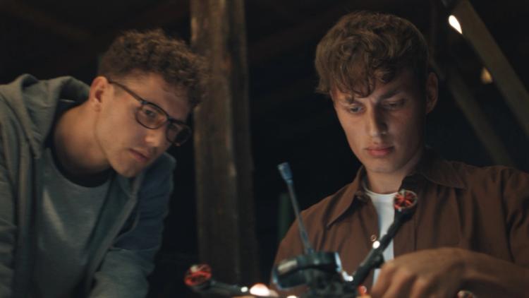 Missing alternative text