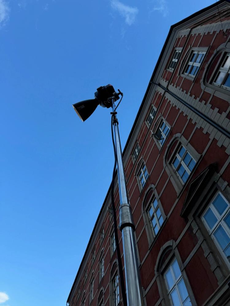 Missing alternative text