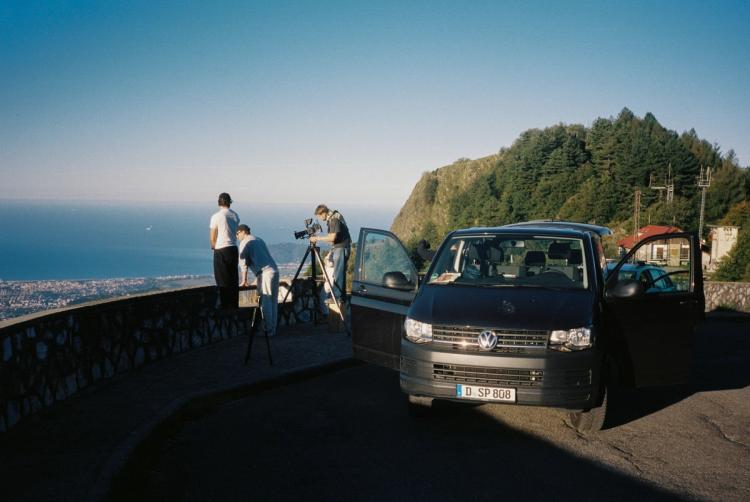 Missing alternative text