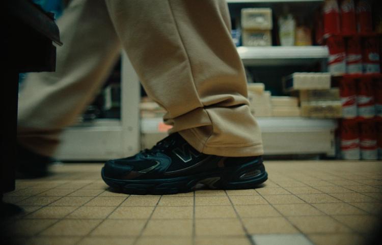 Missing alternative text