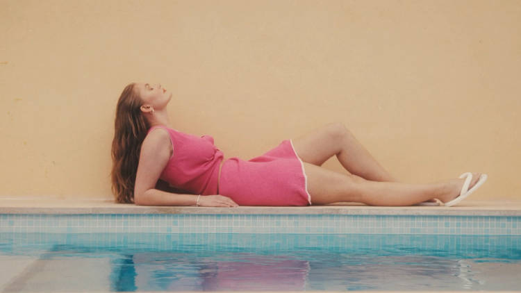 Missing alternative text