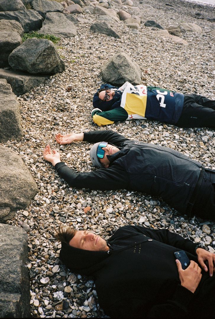 Missing alternative text