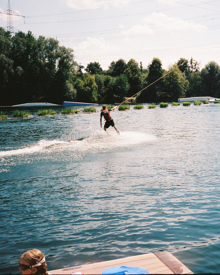 Missing alternative text