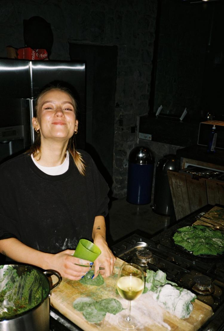 Missing alternative text