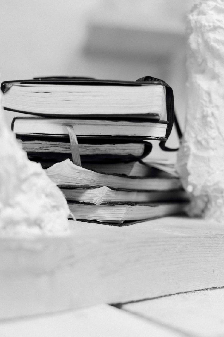 Missing alternative text