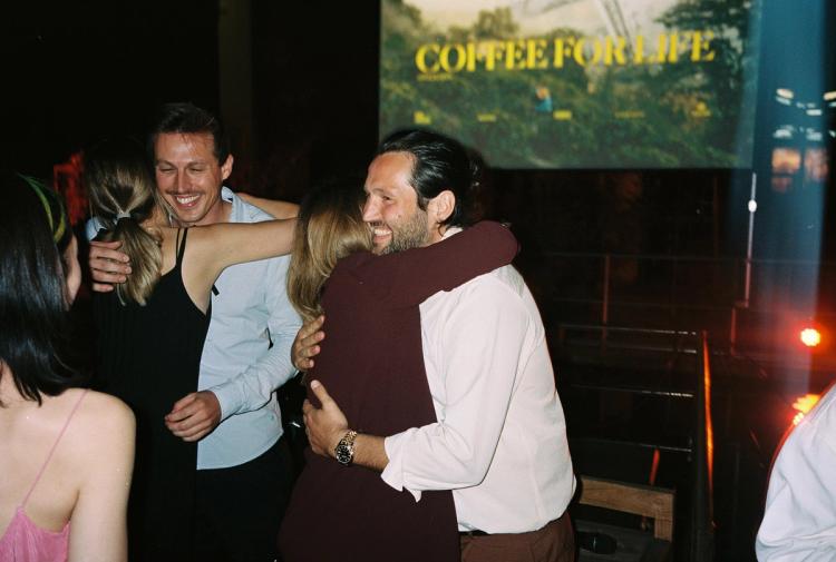 Missing alternative text