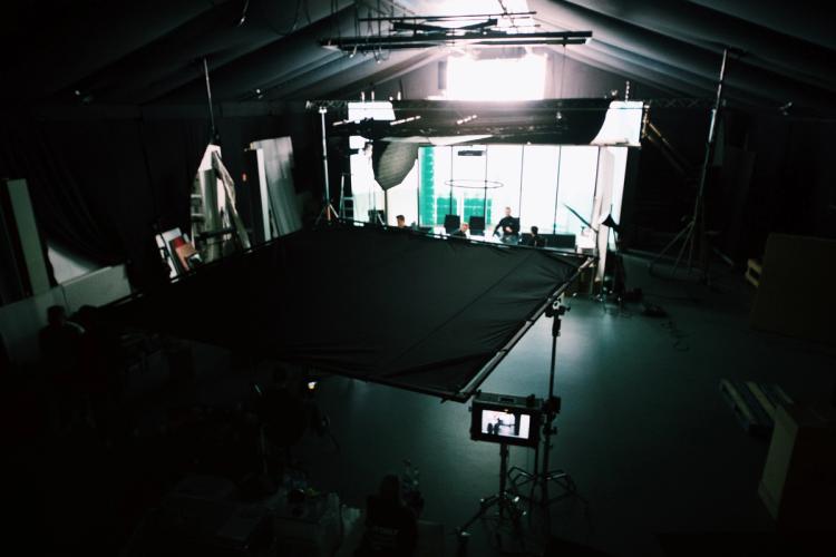 Missing alternative text