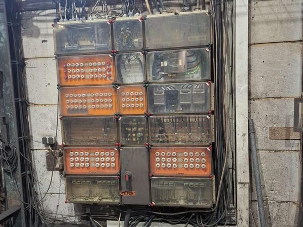 Schaltschrank – Industrieanlage – Nachher