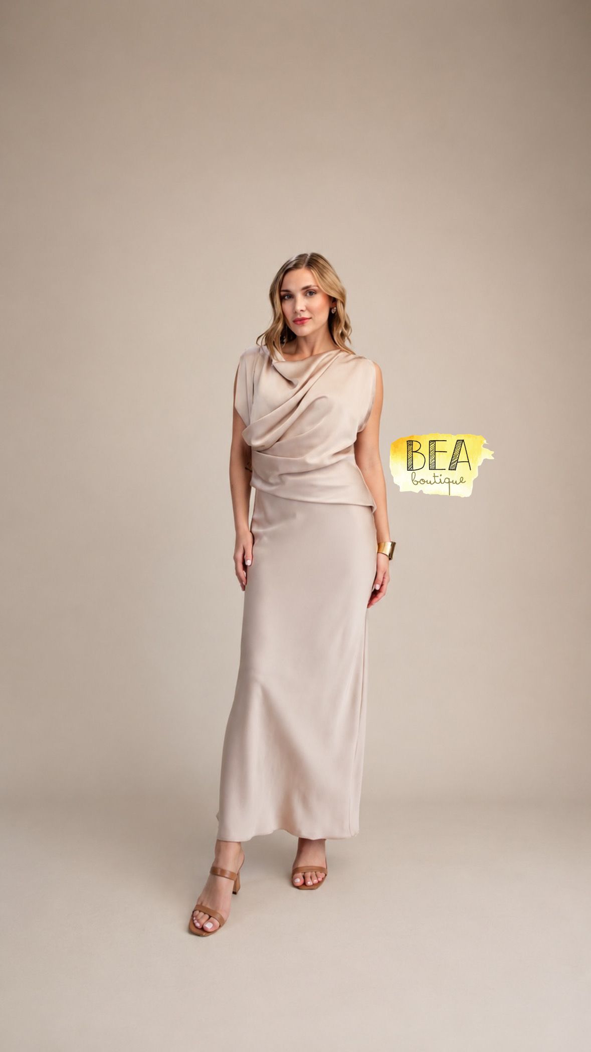 Vestido beige satinado  - Image 1