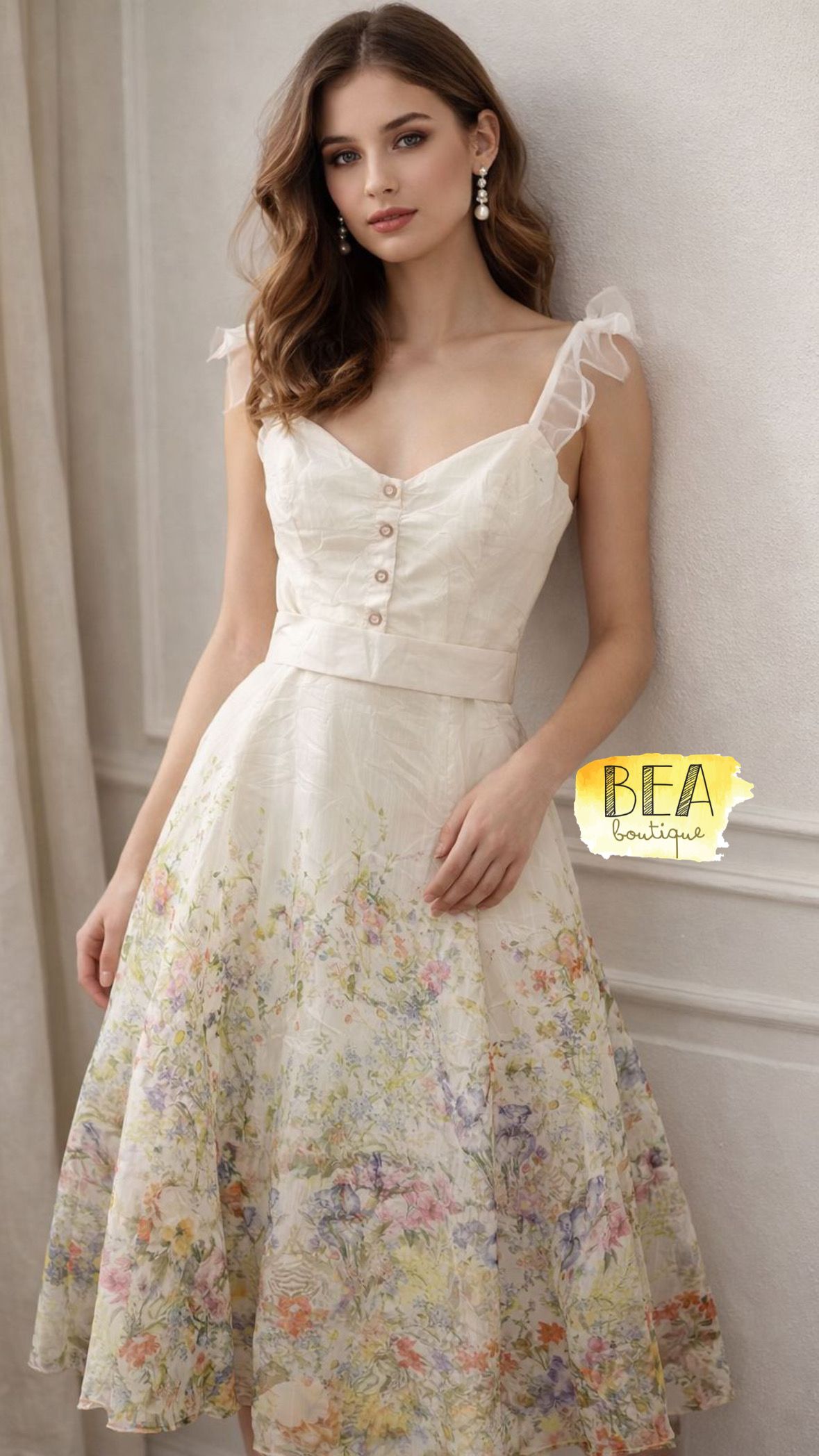 Vestido midi blanco c/ flores  - Image 1
