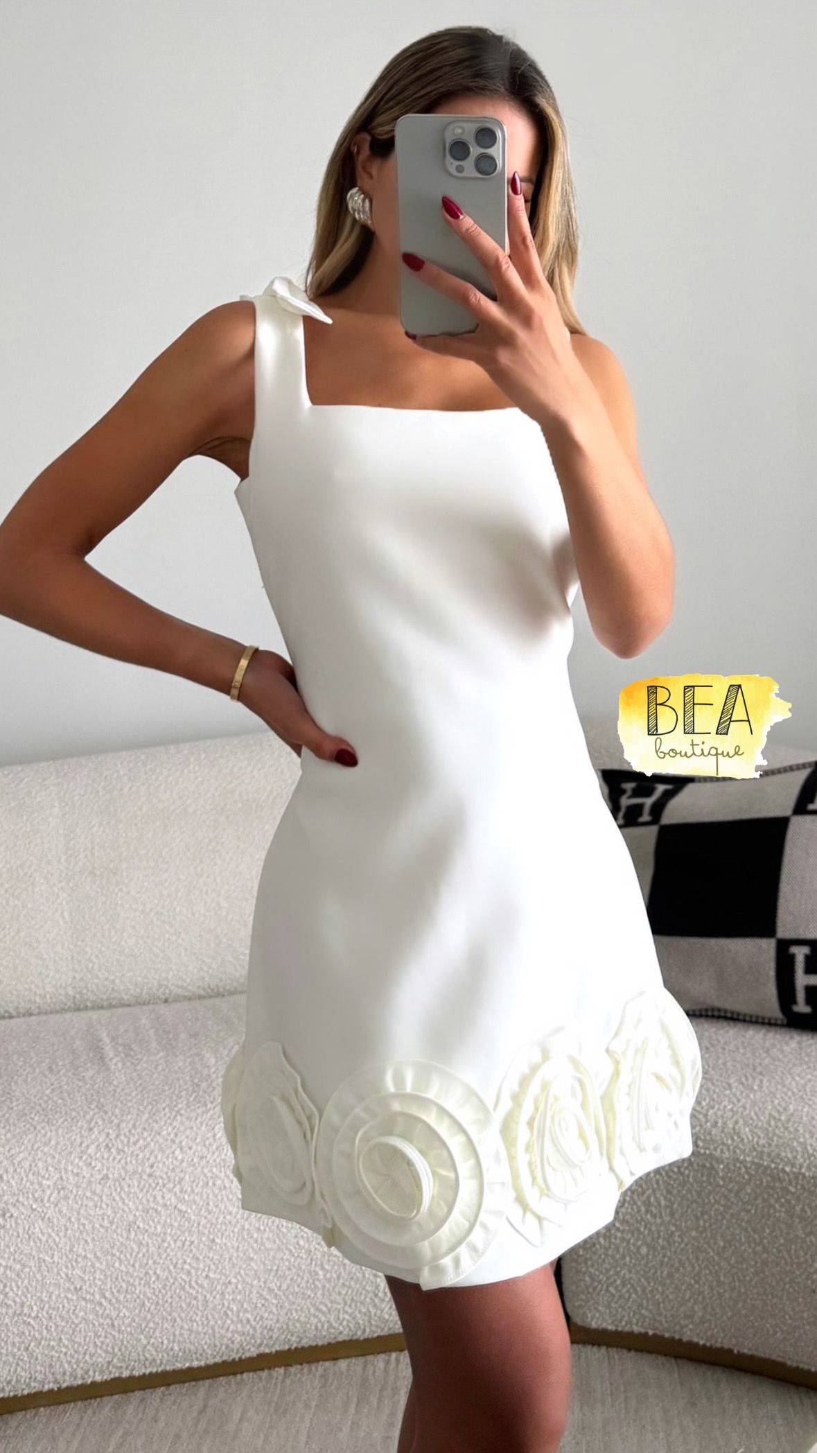 Vestido corto blanco - Image 1
