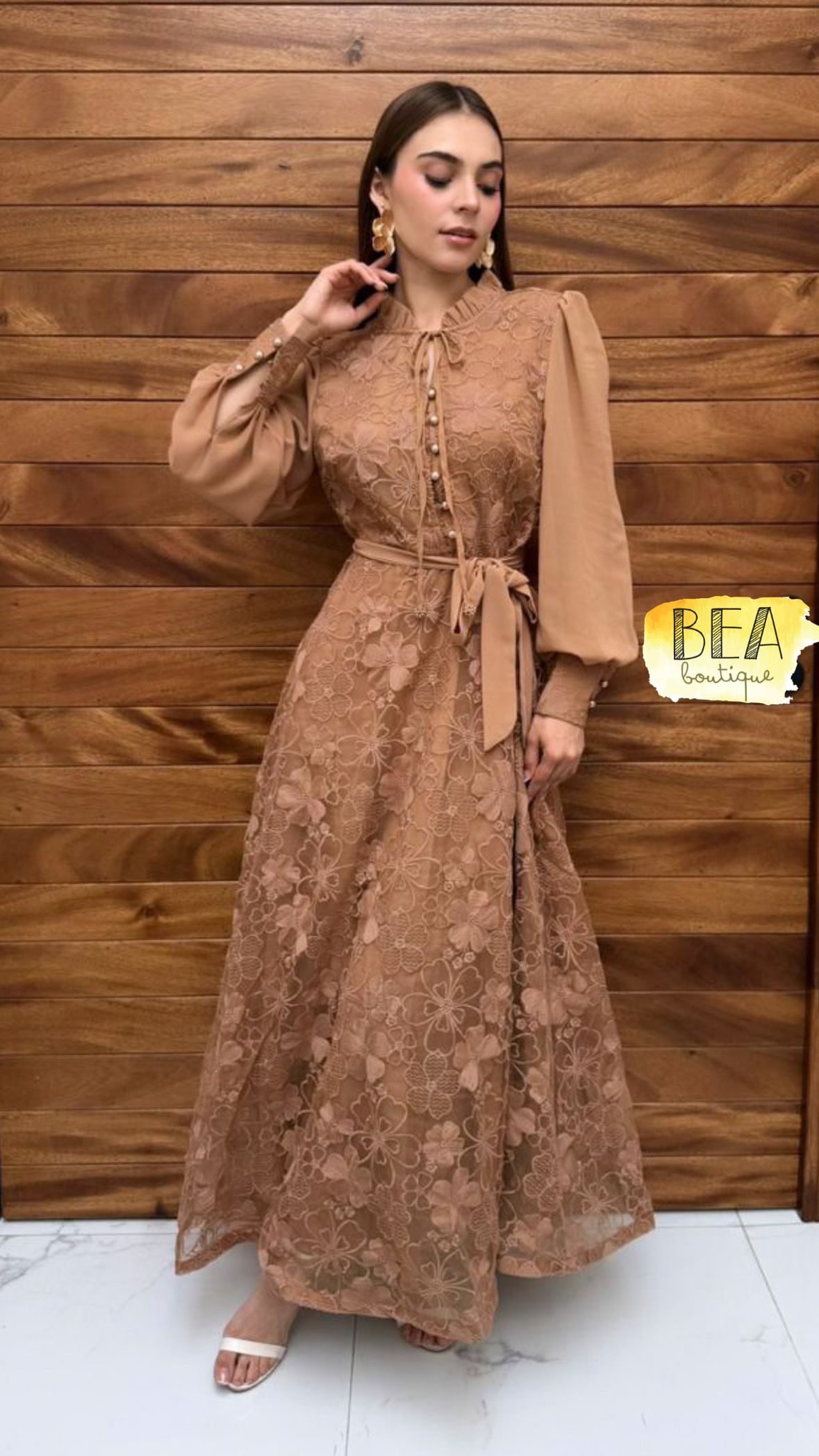 Vestido camel floreado  - Image 1