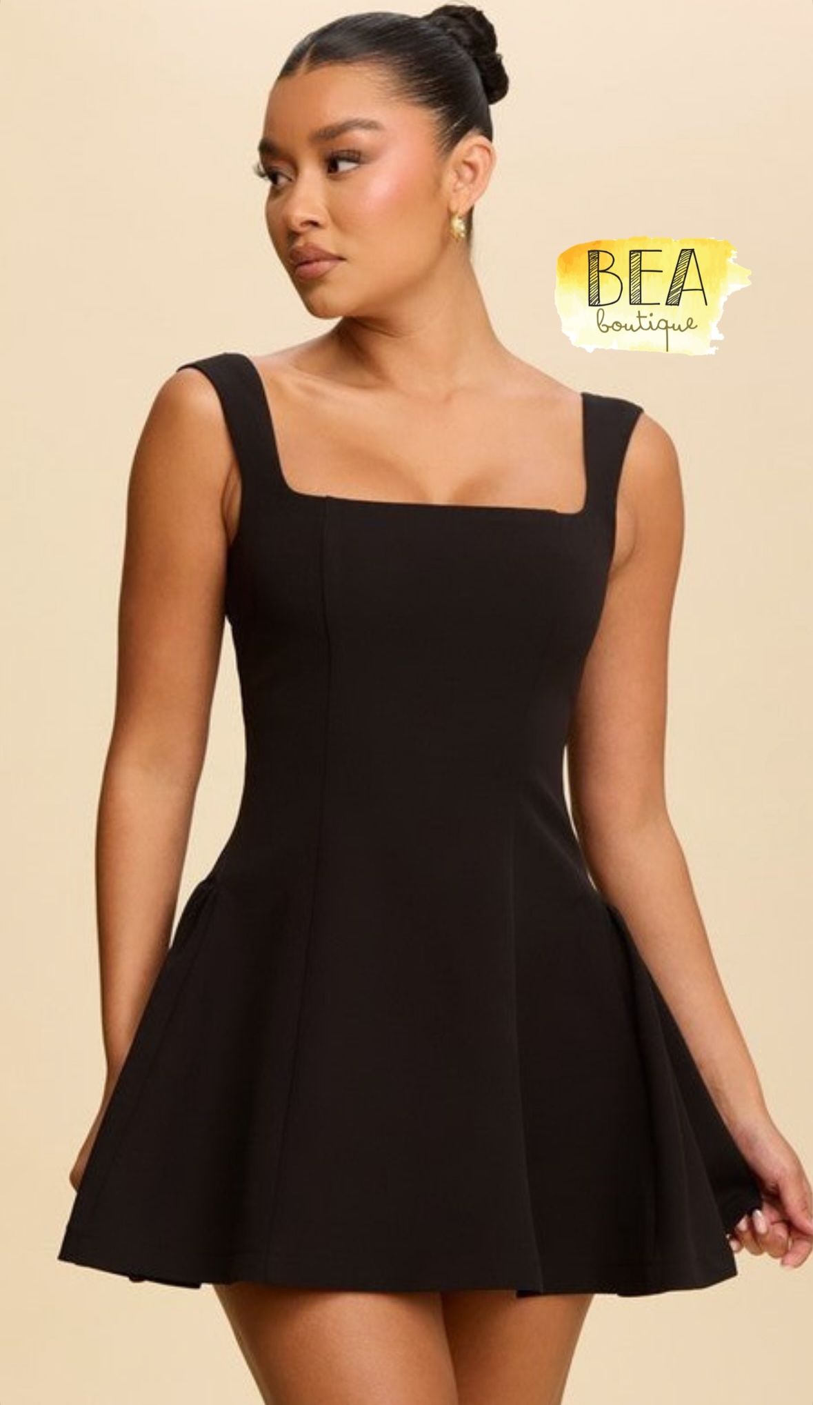 Vestido corto negro - Image 1