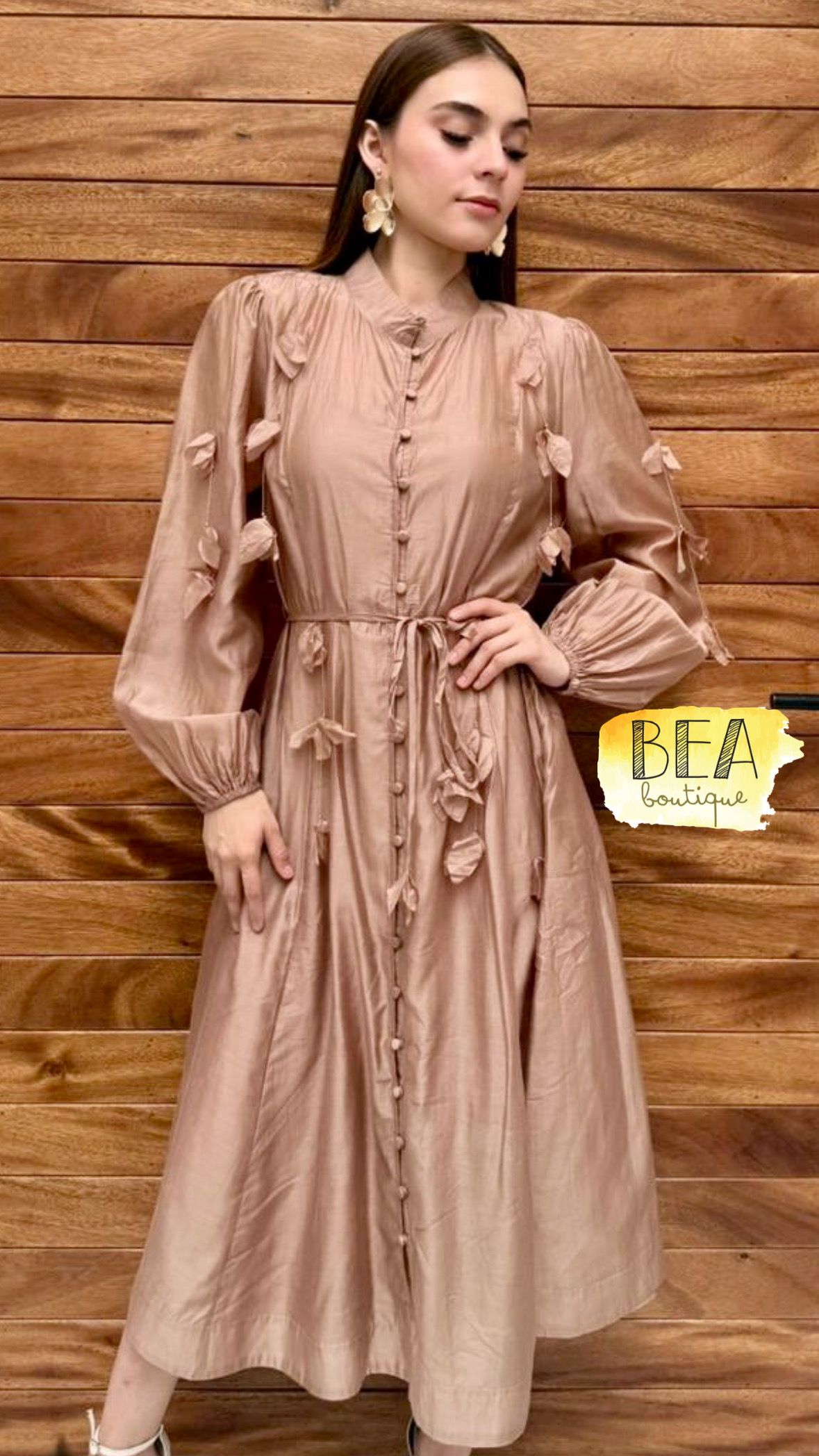 Vestido midi nude - Image 1