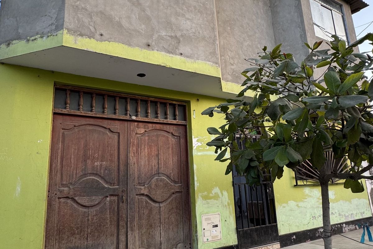 Casa en avenida en Nuevo Florencia